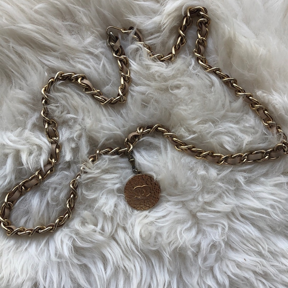 Vintage CHANEL Beige and Gold Chain Belt